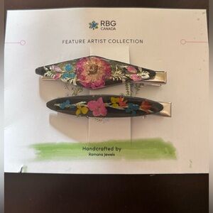 RBG Canada hairclips.